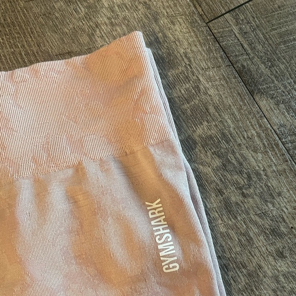 Women’s Gymshark Light Pink Adapt Leggings Size Small - Picture 7 of 7